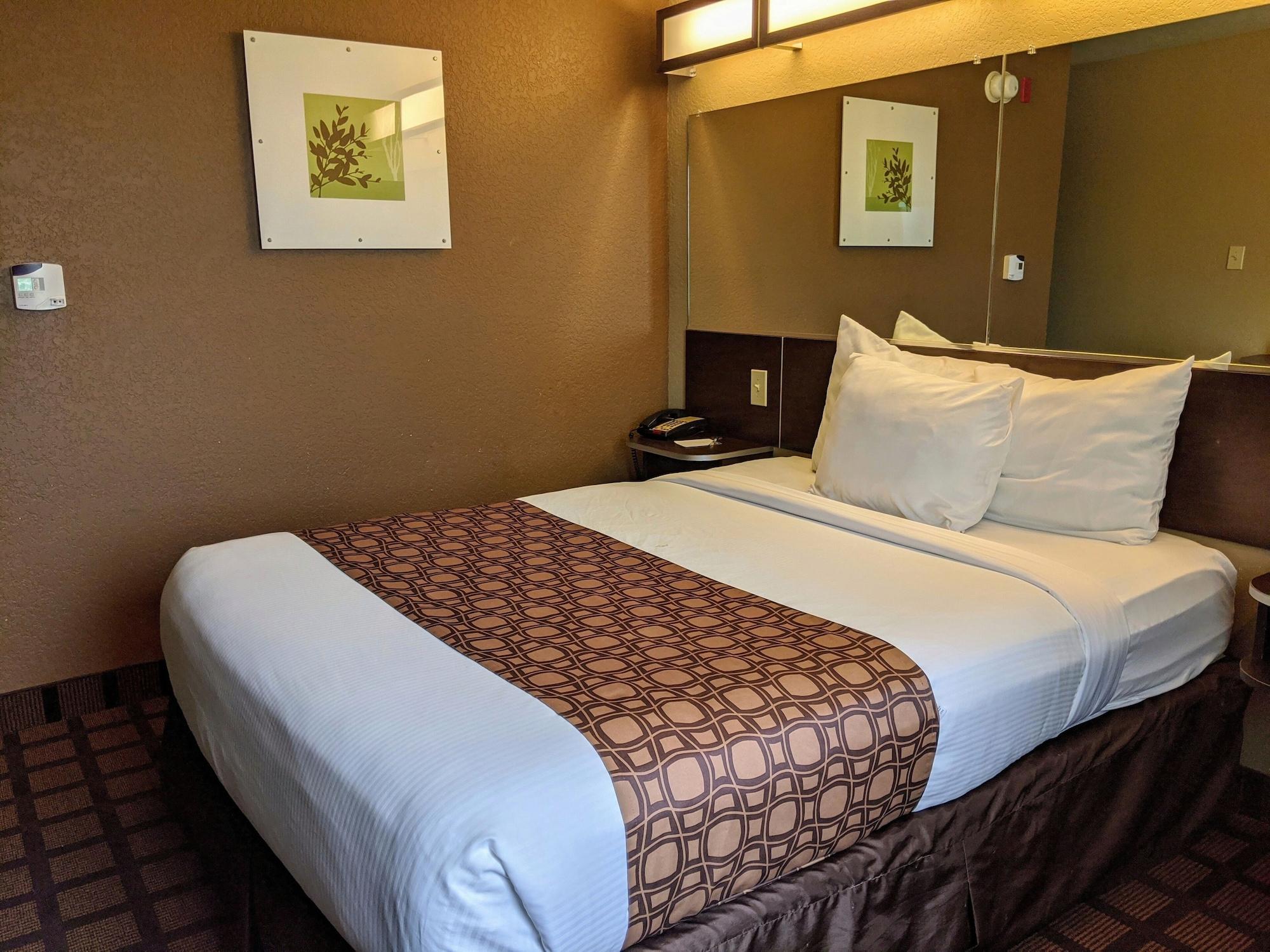 Microtel Inn And Suites Montgomery Eksteriør bilde