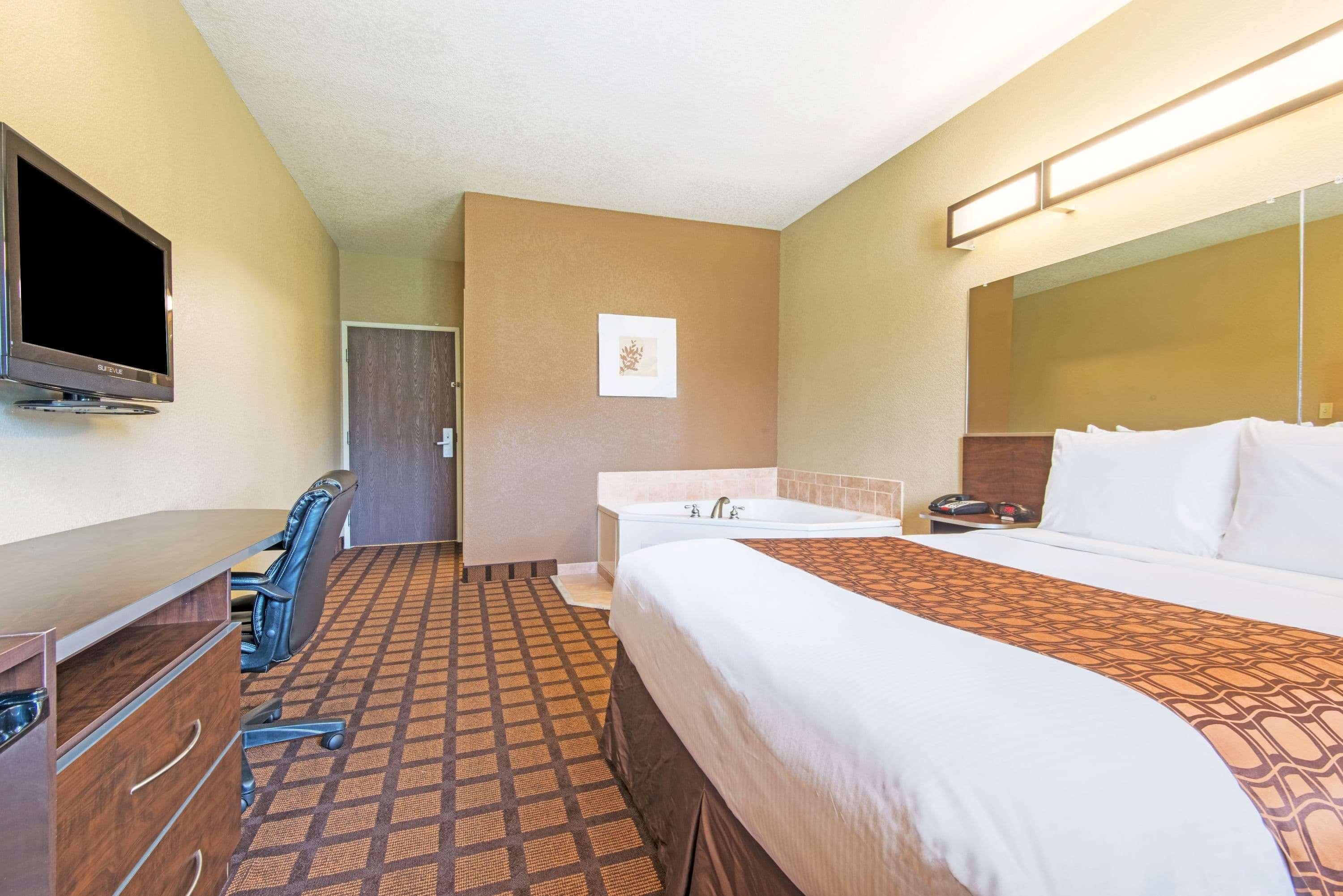 Microtel Inn And Suites Montgomery Eksteriør bilde
